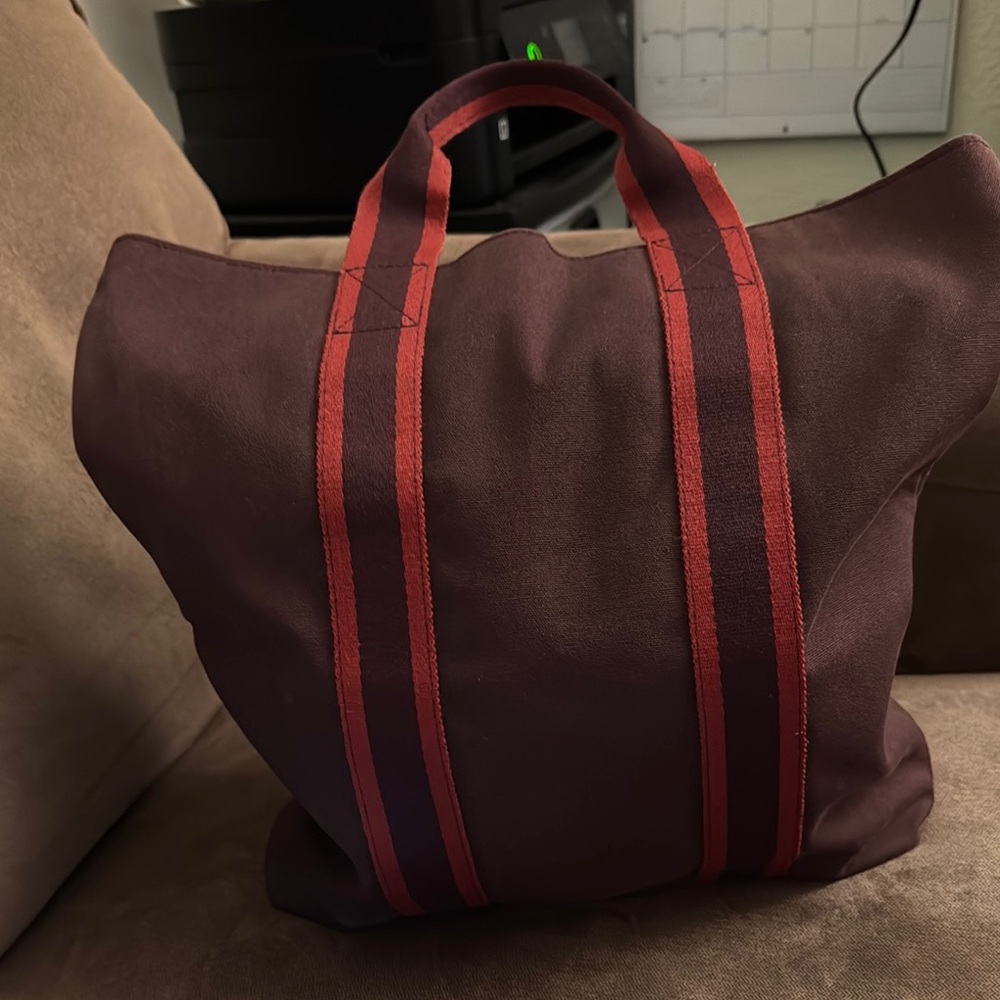 Stylish Hermes Tote Bag with Red Accents